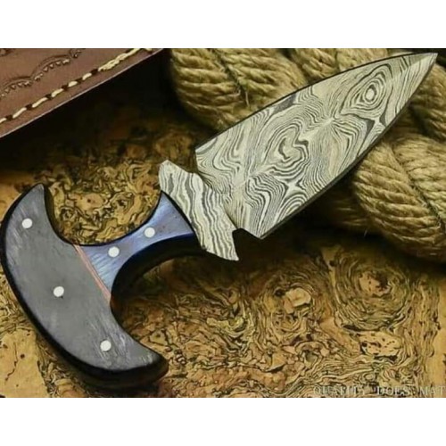 Damascus Handmade Beautiful Bowie Knife